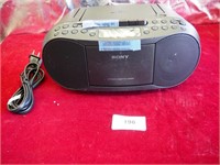 Sony Boombox FM/AM cassette CD