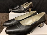 Selby & Ros Hommerson Black Heels 7 1/2