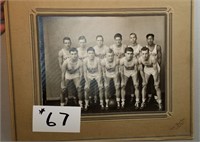 Early Photo of Marion High School Basketball Team