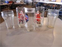 Vintage Coca Cola Glasses (lot of 5, 3 are Santa)