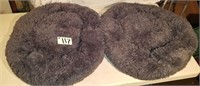 2 new 24” dog beds