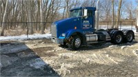 2000 Kenworth T800 Truck Tractor,