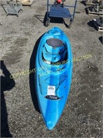 PELICAN 9FT ONE PERSON KAYAK W/ PADDLE