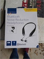 Insignia blue tooth headphones