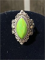 Green Turquoise Ring set in .925 Silver - size 6