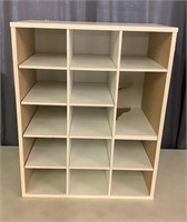 15-HOLE WHITE CUBBY CABINET