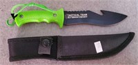 TACTICAL TEAM KNIFE GREEN HANDLE BLACK CASE