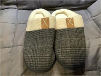 Men’s Slippers -12