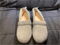 Women’s Slippers 7