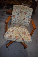 floral rolling chair