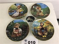 4 HUMMEL COLLECTOR PLATES, MISC SMALL PLATE W