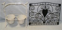 LOT OF TWO HOUSE DECOR ITEMS
