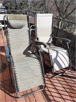 PAIR OF ADJUSTABLE PATIO LOUNGE CHAIRS