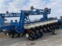 Kinze 3800 Planter