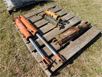 5 hydraulic cylinders