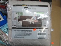 QUILTED SOFA SHIELD