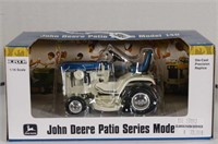 John Deere Patio Series Model 140 Blue 1/16  Ertl