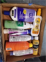 SELECTION OF SUNSCREEN