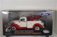 1940 Ford  Wrecker 1/16  DCP