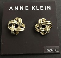 NWT ANNE KLEIN GOLDTONE KNOT EARRINGS $24