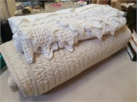 Twin Size Bed Spread & Neutral Quilt