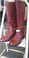 Boots, ladies 8 1/2, time and tru *new no box
