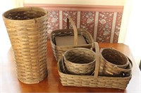 Lot of vintage baskets