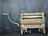 Old Anchor Brand Wood Clothes Wringer