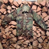 Military Camo Button Up Jacket - Medium Short