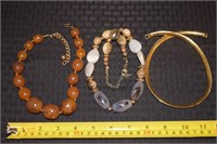 Lot of (3) beaded necklaces (Jasper)