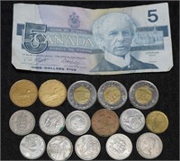 Canadian + foreign coin & bill lot ($13 Can)