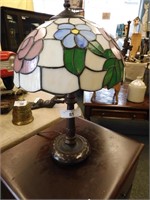 NICE STAINED GLASS LAMP