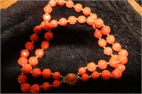 VINTAGE CORAL NECKLACE