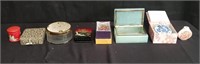 Box of pin boxes, jewelry box, medallion, etc.
