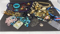 Costume jewelry group pb