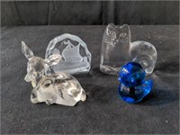 Box of glass and crystal figurines 1 as is