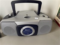 MEMOREX CD PLAYER