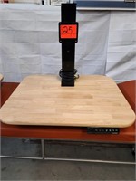 Nextdesk Electric Stand-up Desk single monitor