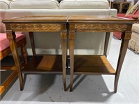 PAIR OF SOLID MAHOGANY ENDS TABLES