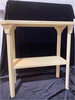 SMALL PAINTED CREAM COLOURED SIDE TABLE