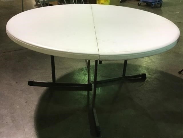 SupeRent - Ring 1:  1000's of Rental Store Tables & Chairs