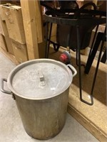 Burner Stand And Stock Pot