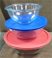 3 - Nesting Pyrex Bowls