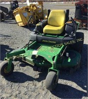 JOHN DEERE Z-TRACK ZERO TURN LAWN MOWER W/ 60" DEC