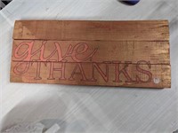 GIVE THANKS PLANK WALL ART
