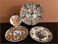 Set of 4 Japanese Plates 3 Larger are Imari