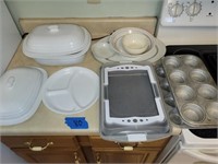 Assorted Kitchen Items Cake Pans, Muffin Tins,