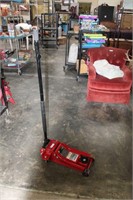 Strongway 3 Ton Quick Lift Service Jack. Looks New