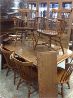 Ethan Allen table 2 leafs six chairs