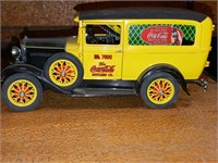 Coca-Cola delivery truck DIE-CAST
